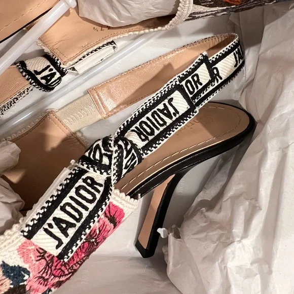 Dior J'Adior Jardin Dhiver Multicolor Embroidered slingback Heels - Picture 4 of 7